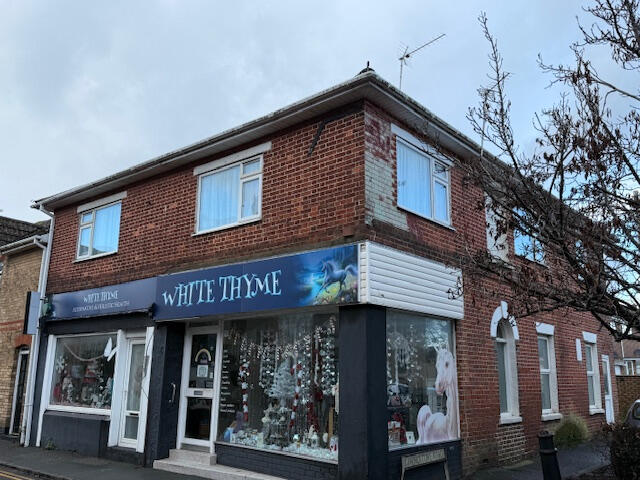 Main image of property: Purewell, Christchurch, BH23 1ES