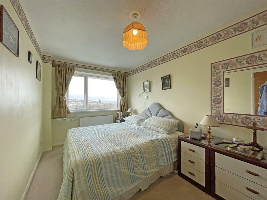 4 bedroom end of terrace house for sale in Grantley Gardens, Mannamead