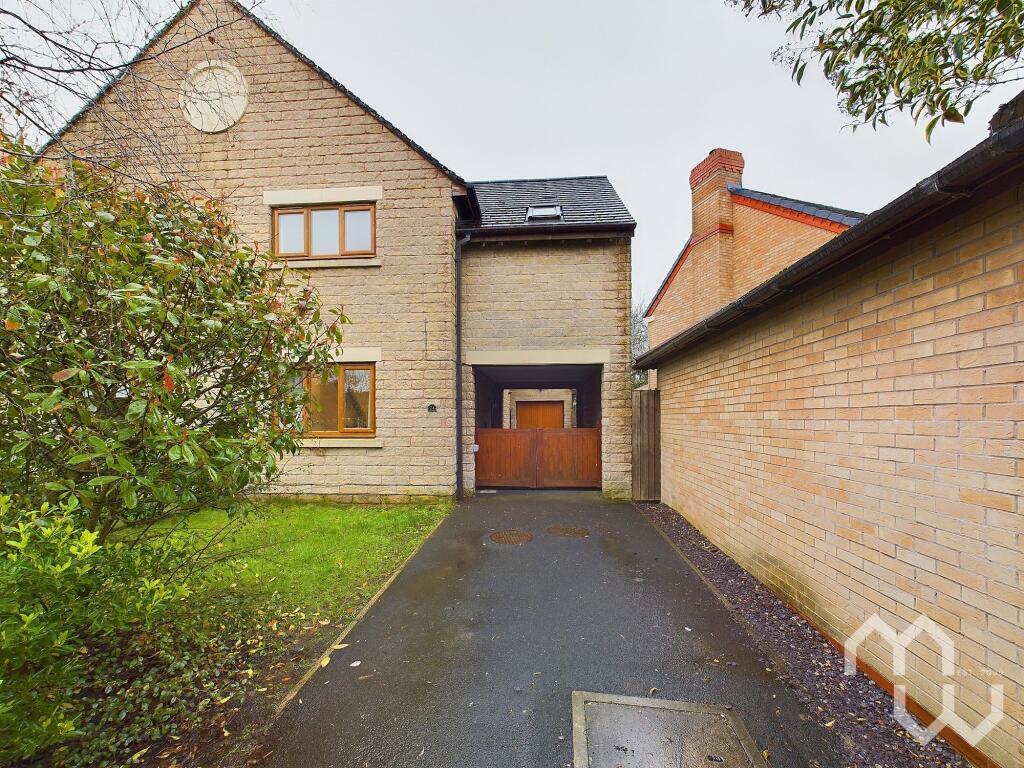 Main image of property: Jubilee Road, Walmer Bridge, PR4