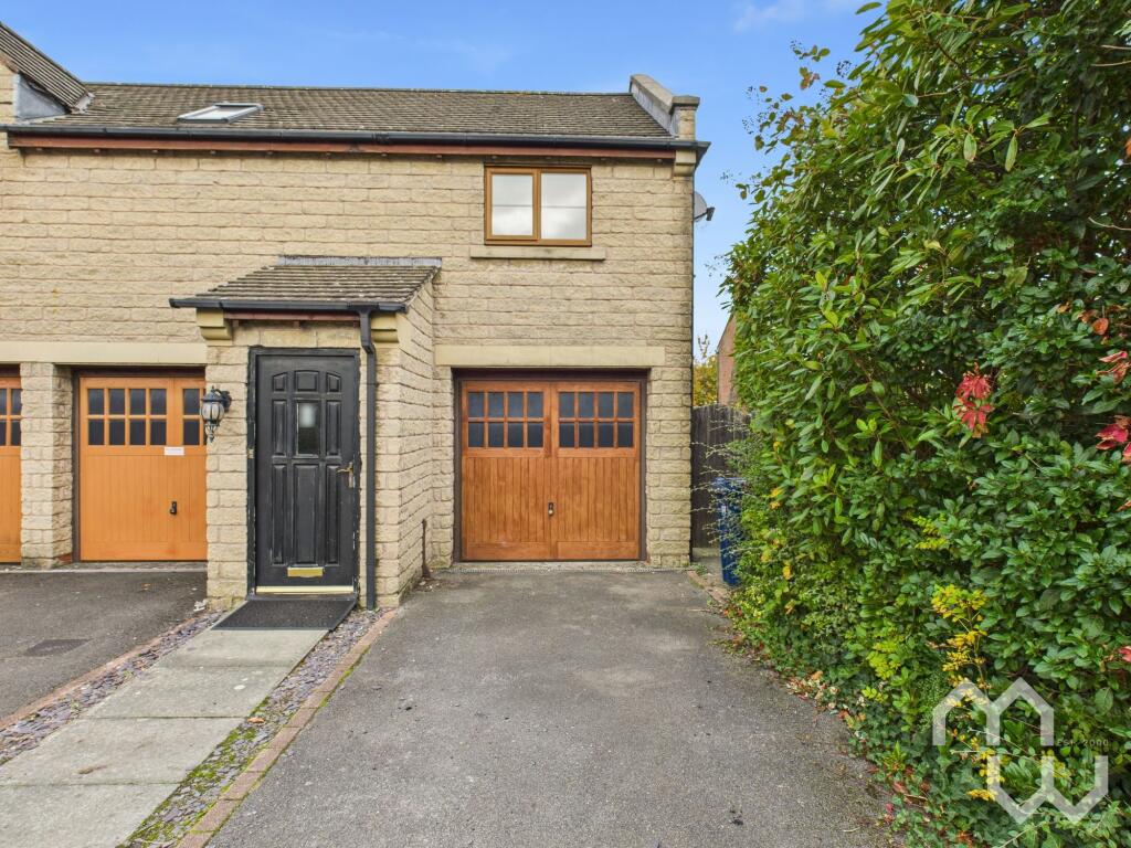 Main image of property: Pendlebury Close, Longton, PR4