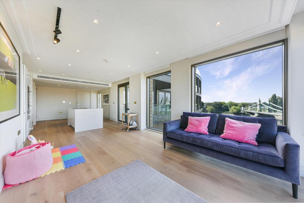 Main image of property: Queens Wharf, 2 Crisp Road, Hammersmith, London, W6