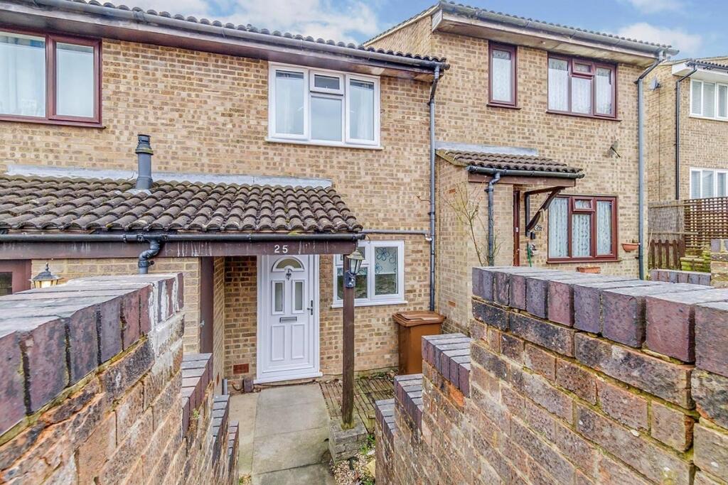 Main image of property: Ramillies Close, Walderslade, Chatham, Kent, ME5