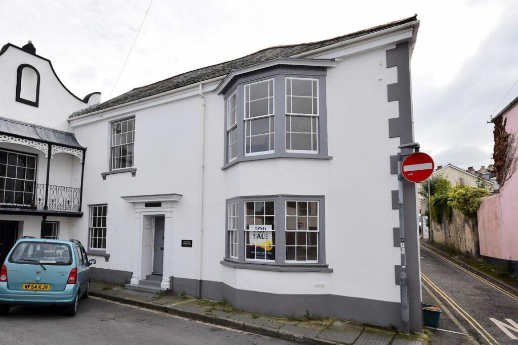 3 bedroom house for rent in The Strand, Bideford, Devon, EX39