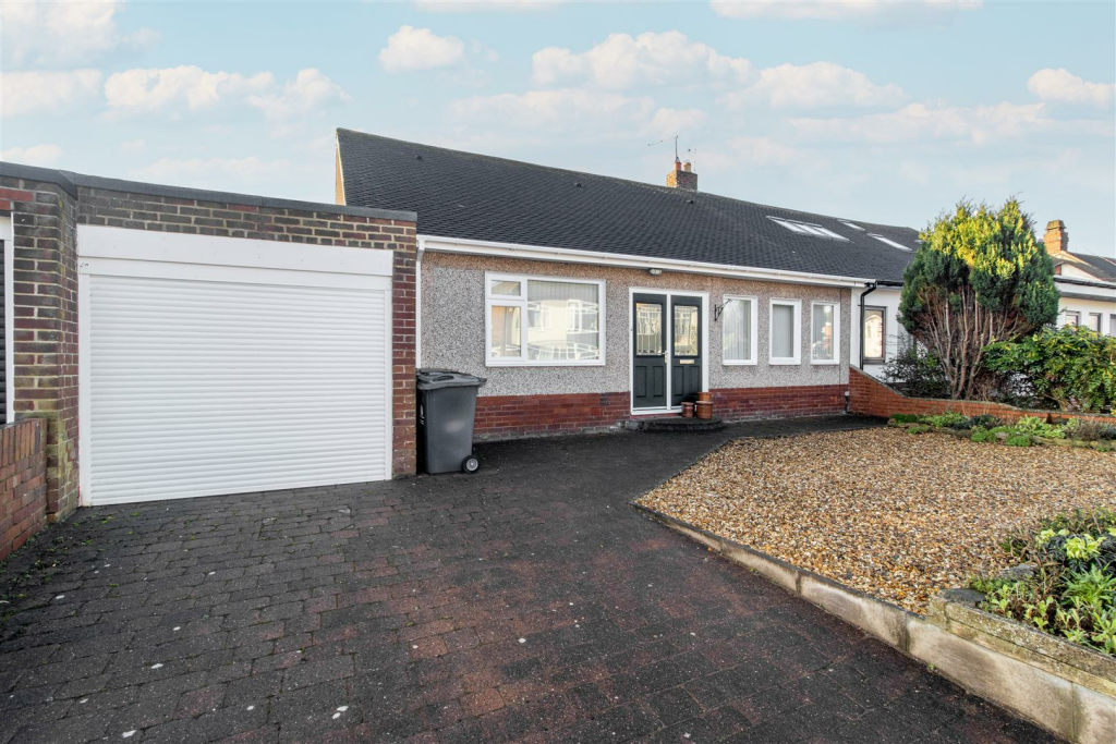 2 bedroom semidetached bungalow for sale in Marshmont Avenue