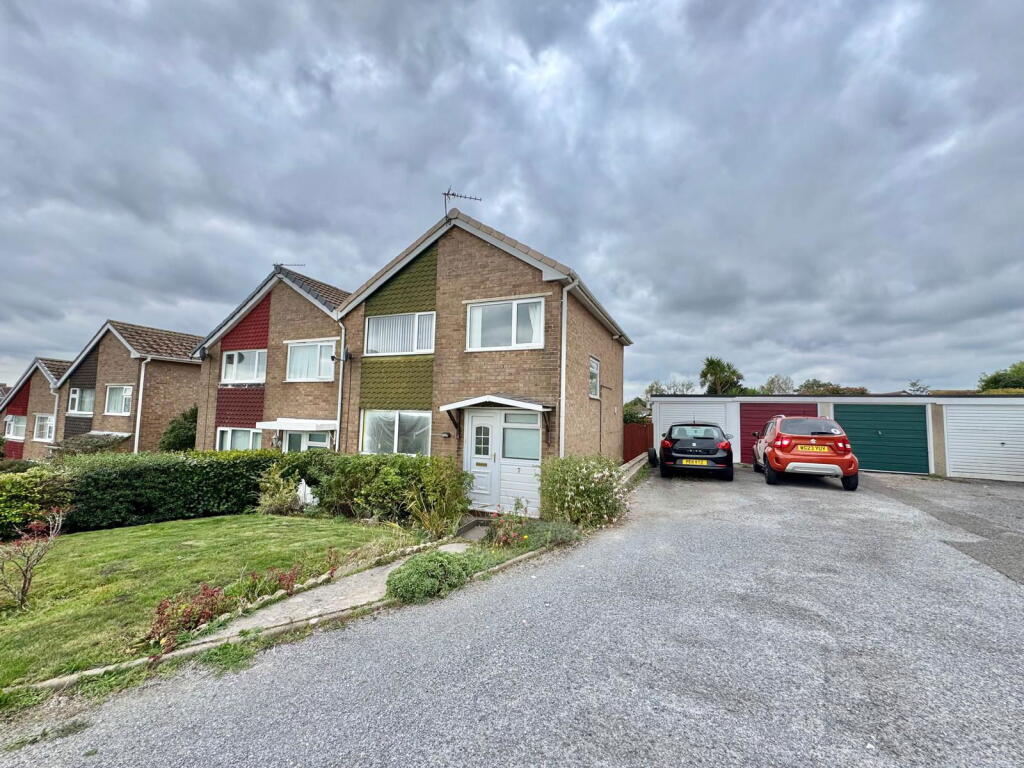 Main image of property: Cherry Brook Walk, Paignton, TQ4 7NN