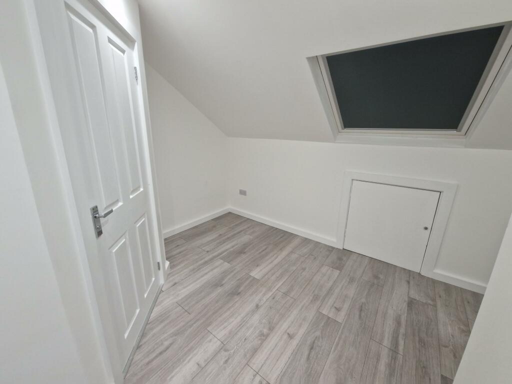 Main image of property: Wensleydale, Luton,  LU2 7PN