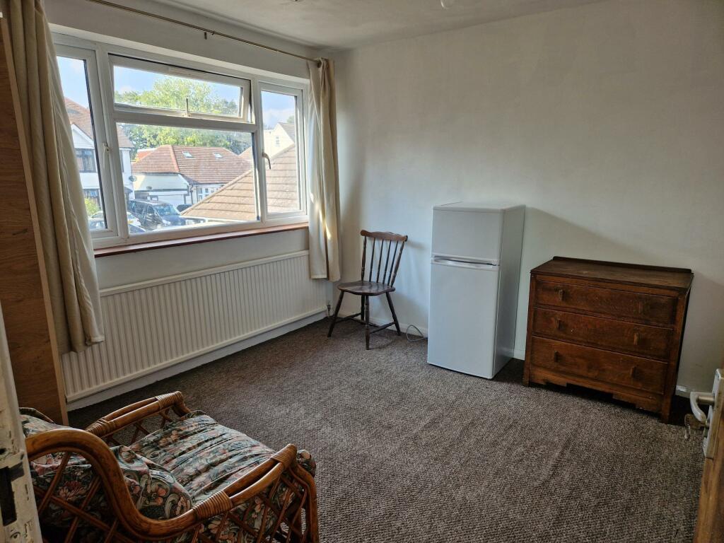 Main image of property: Arundel Road, Luton LU4 8DY