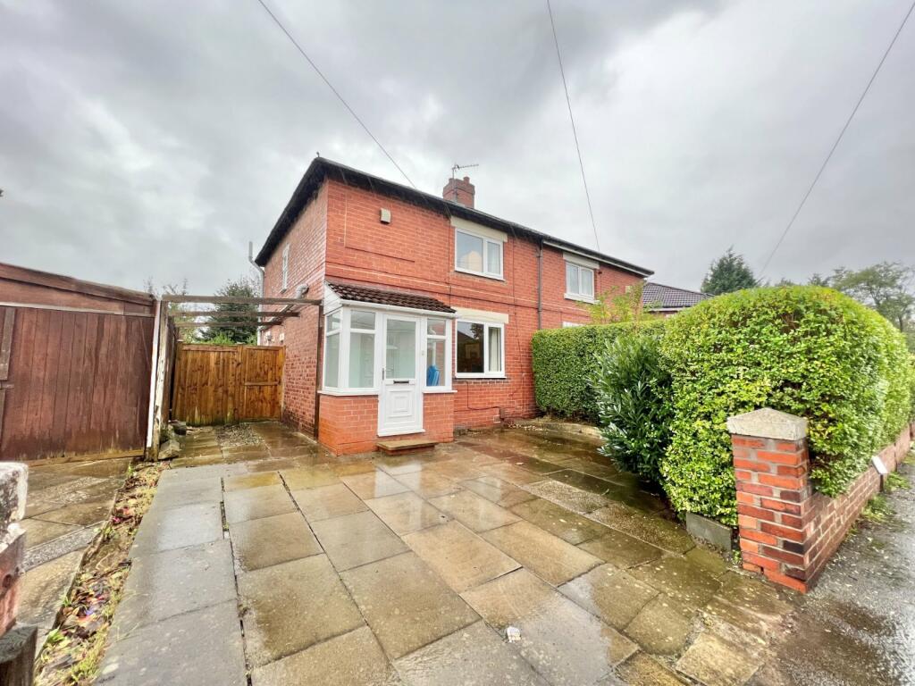 2 bedroom semidetached house for sale in Oban Crescent, Adswood
