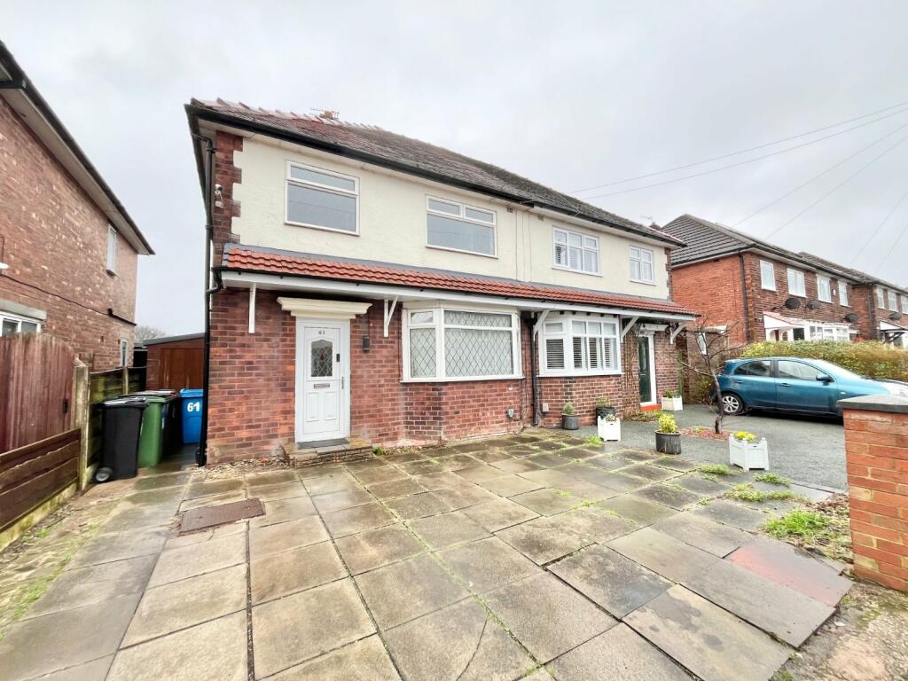 3 bedroom semidetached house for sale in Bideford Road, Offerton