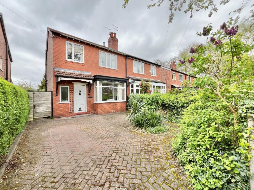 3 bedroom semidetached house for sale in Lowland Road, Woodsmoor