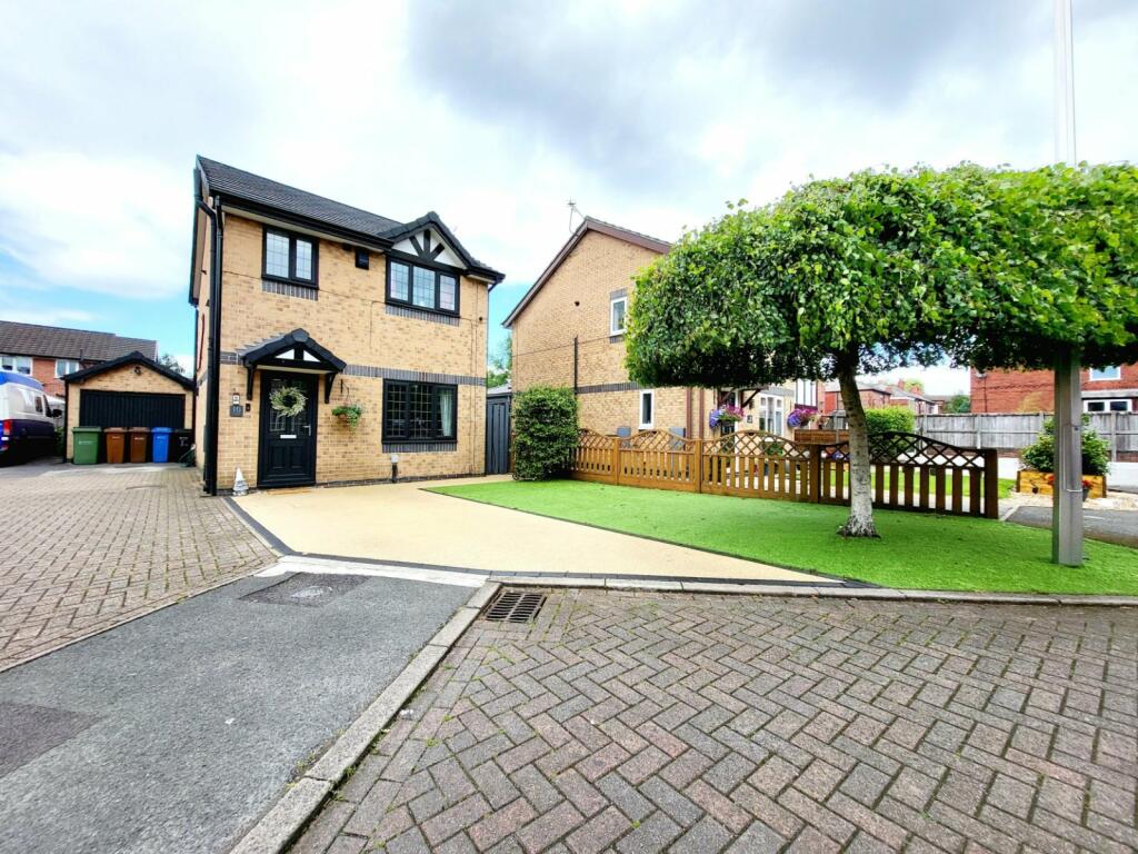 Main image of property: Chantry Close, Reddish, Stockport, SK5