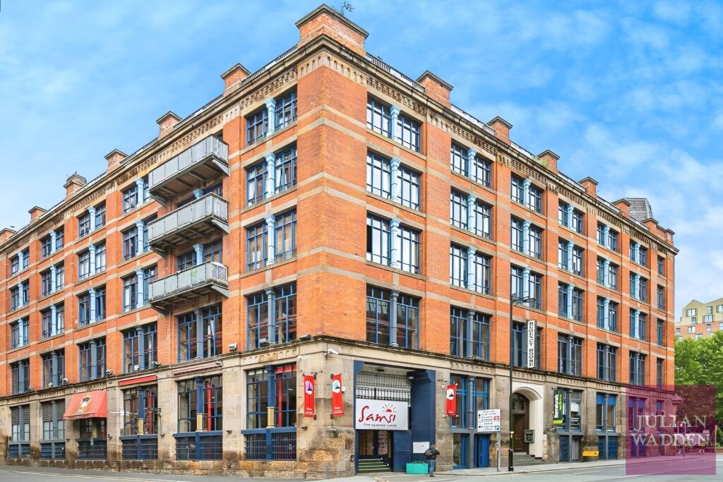 Main image of property: Whitworth Street, Manchester, M1