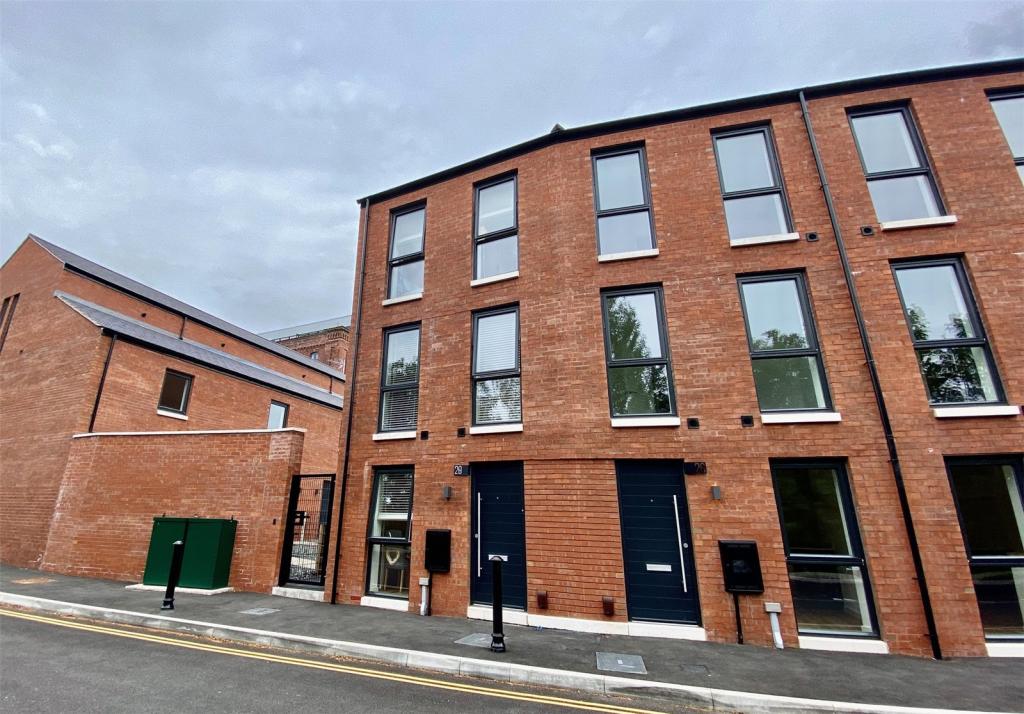 3 bedroom end of terrace house for sale in Fairway View, Elisabeth