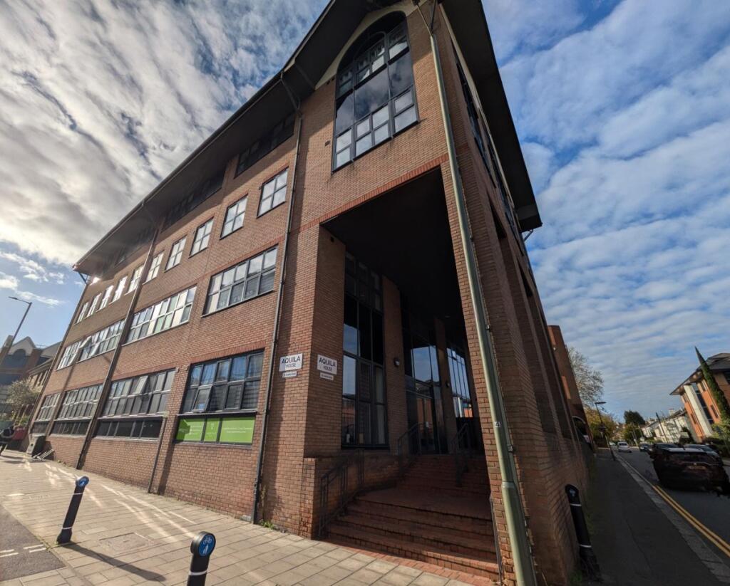 Main image of property: London Road,