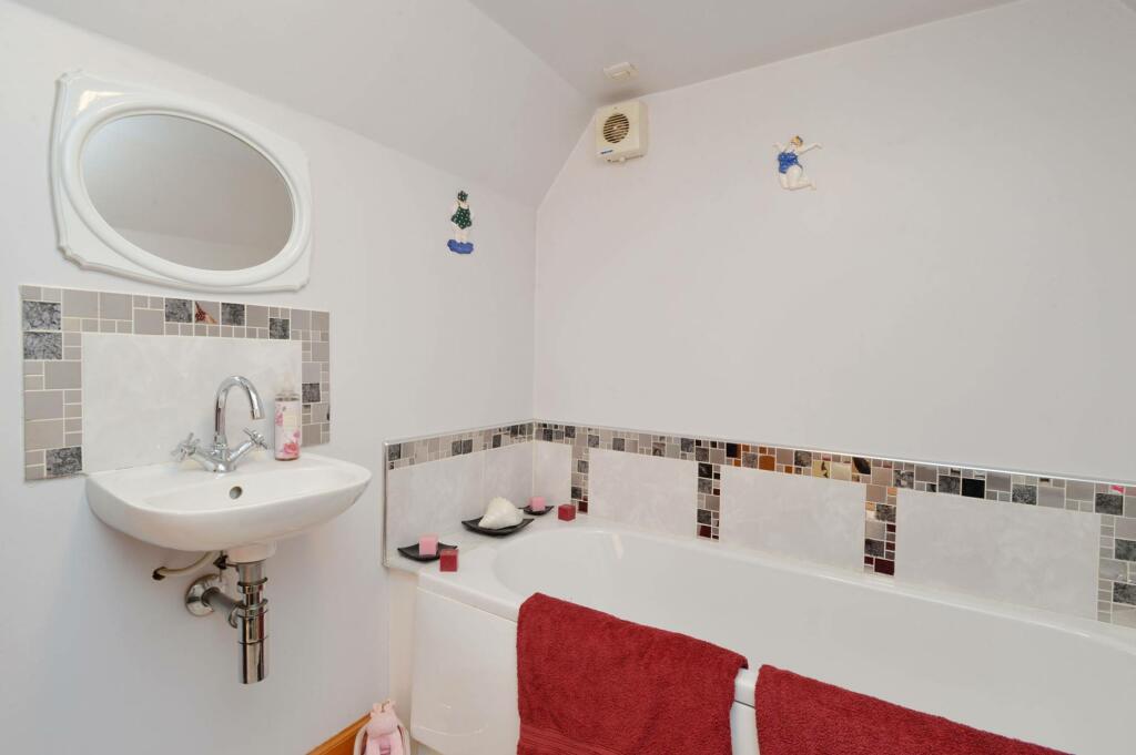 3 bedroom cottage for sale in 2 Isles Street, Newmilns, KA16 9DP, KA16