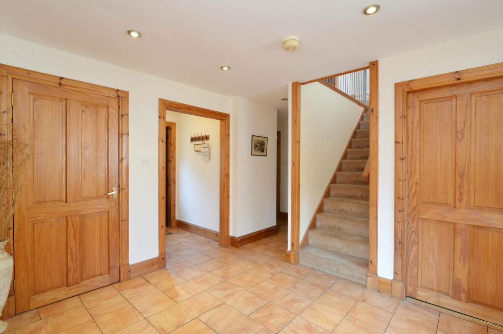 3 bedroom cottage for sale in 2 Isles Street, Newmilns, KA16 9DP, KA16