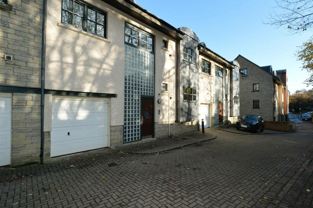 4 bedroom duplex for sale in 46/1 West Mill Road, Colinton, Edinburgh, EH13 0NZ, EH13