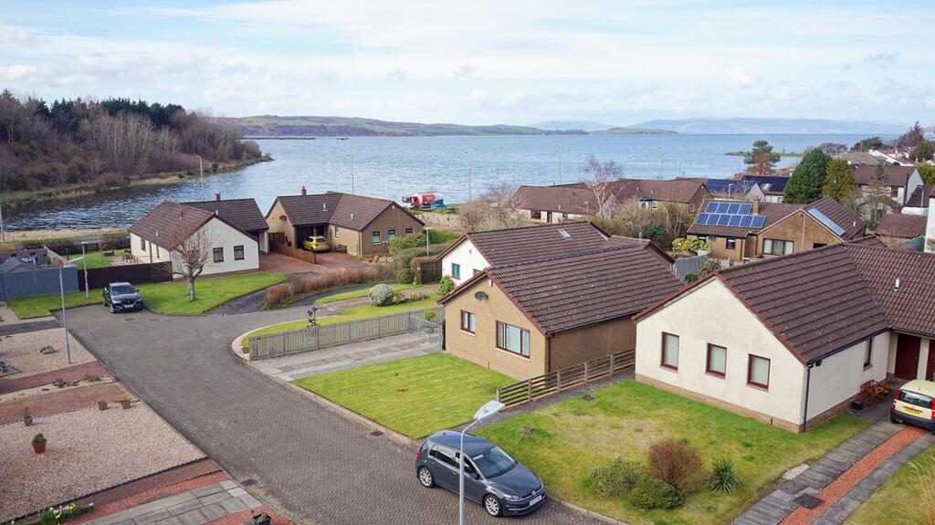2 bedroom bungalow for sale in 8 Semple Crescent, Fairlie, Largs, KA29