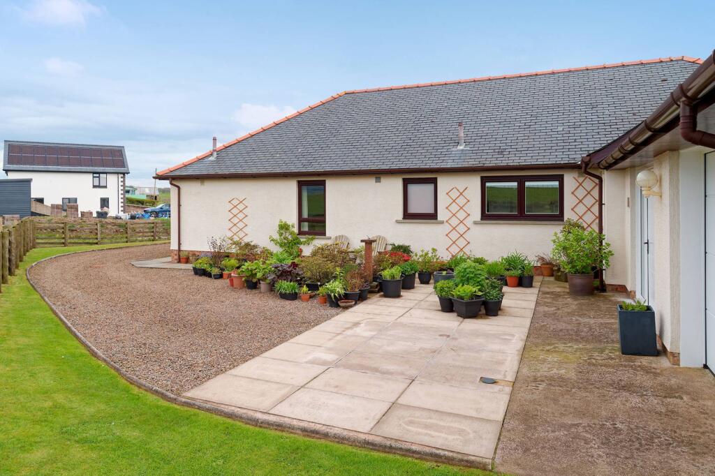 Additional property image - Sea Rise, Gillfoot, Southerness, DG2 8AY
