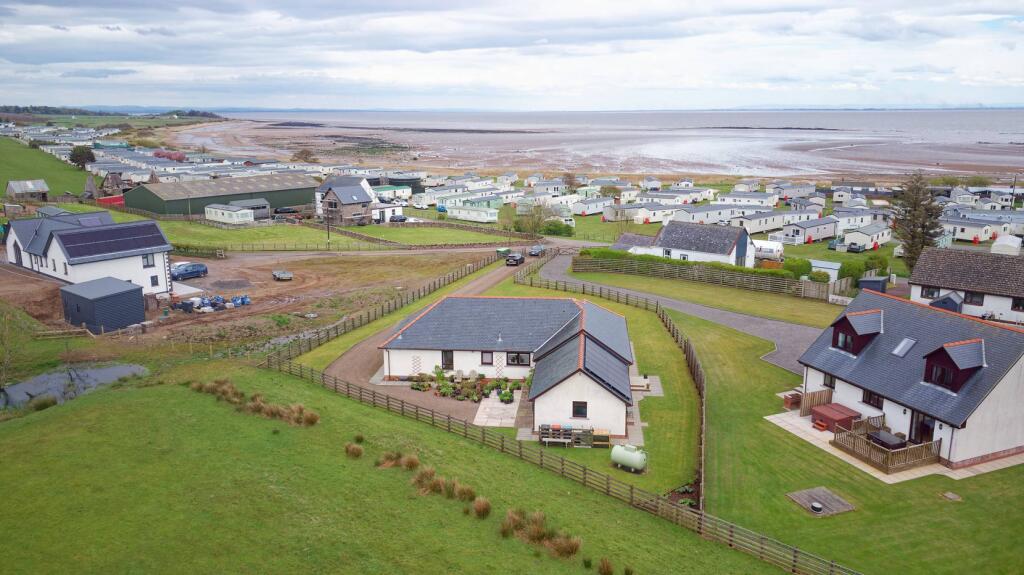 Additional property image - Sea Rise, Gillfoot, Southerness, DG2 8AY