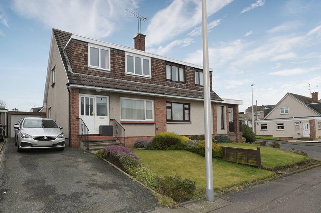 3 bedroom semi-detached house