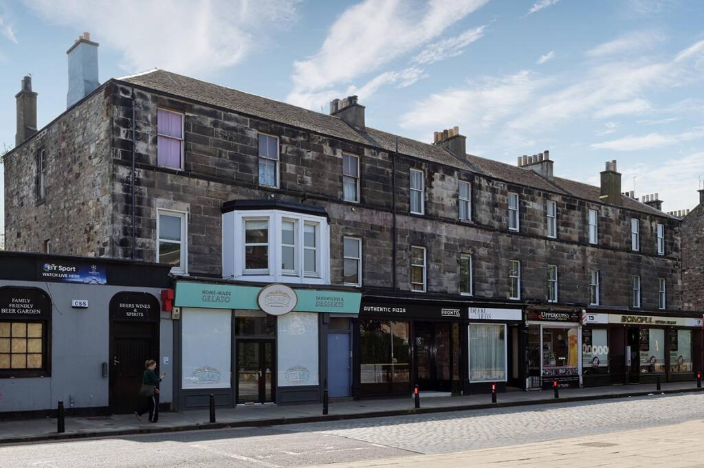 Main image of property: 5/2 Brighton Place, Portobello, Edinburgh, EH15 1LH