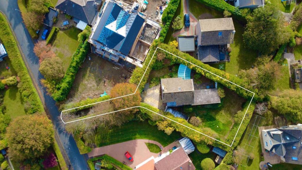 Main image of property: 12 Ravelston House Road, Edinburgh, EH4 3LW