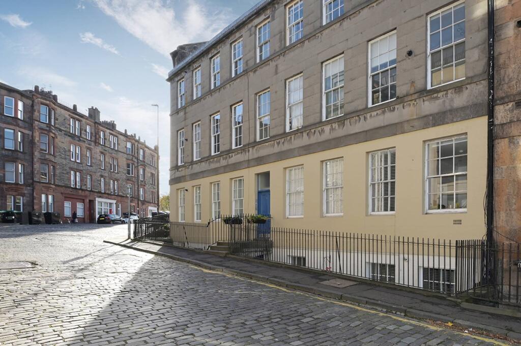 Main image of property: 4E Canon Street, Canonmills, Edinburgh, EH3 5HE