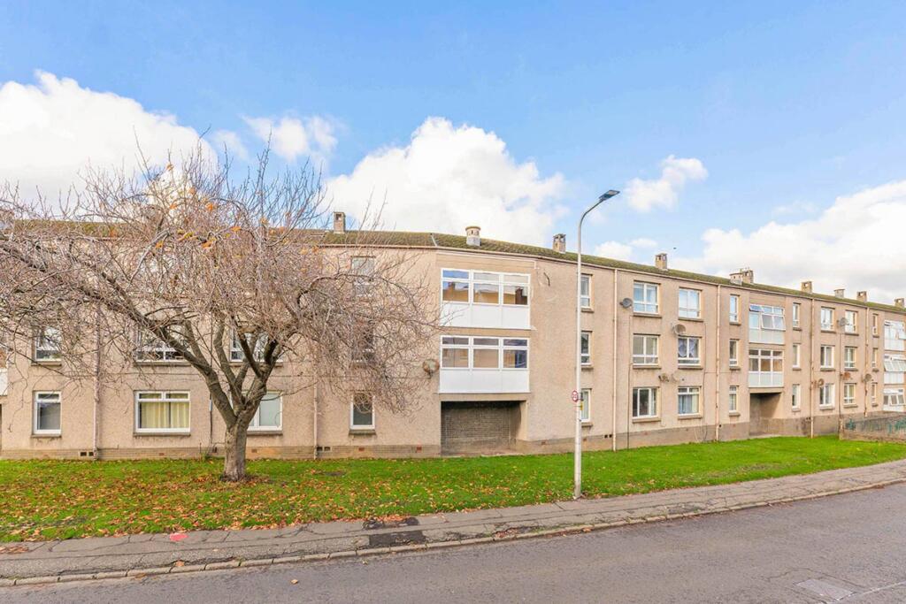 Main image of property: 7/5 Oxgangs Avenue, Oxgangs, Edinburgh, EH13 9HY