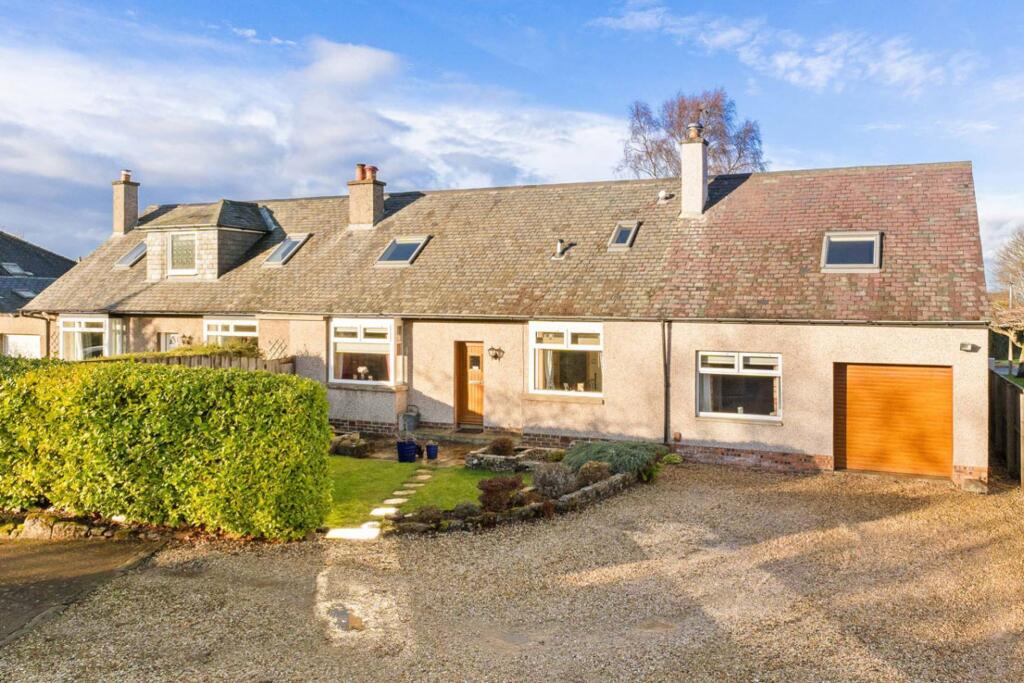 Main image of property: 414 Lanark Road West, Balerno, Edinburgh, EH14 5SN