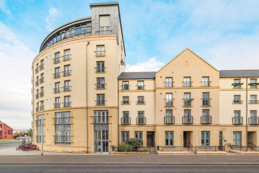 Main image of property: Flat 7 1 Sandpiper Road, Newhaven, Edinburgh, EH6 4TR