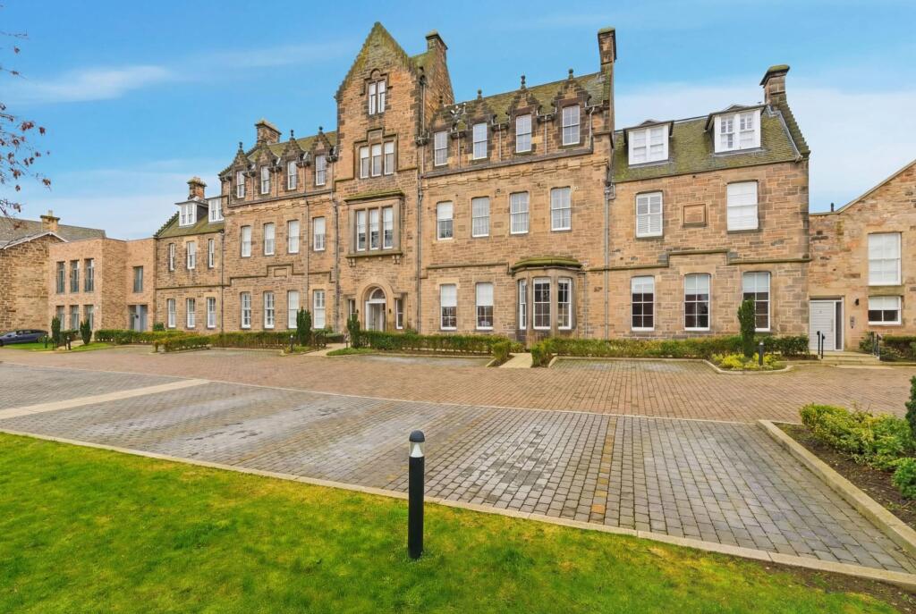 Main image of property: Flat 1 9 Gorgie Road, Edinburgh, EH11 2FA