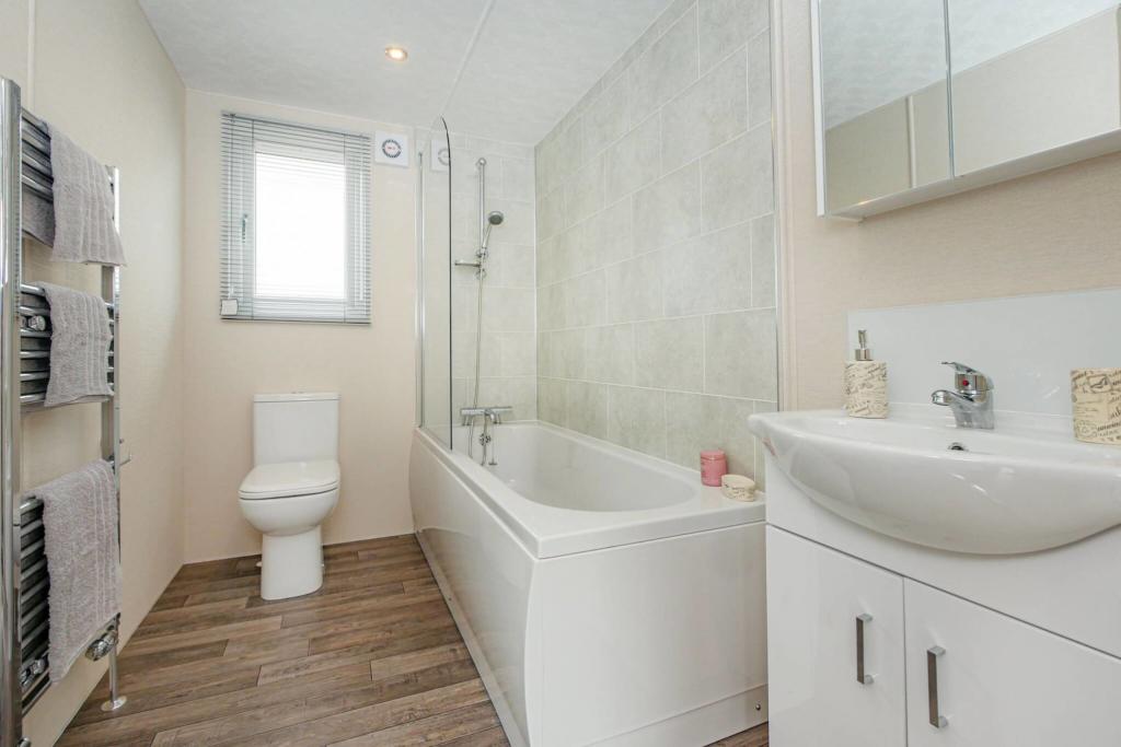 2 bedroom park home for sale in Rob Roy Park Homes, The Norwood, Crawford, Biggar, ML12 6TW, ML12