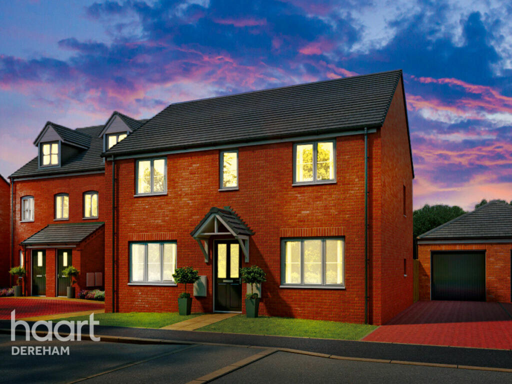 4 bedroom detached house for sale in Pedlars Meadow, Swaffham, PE37