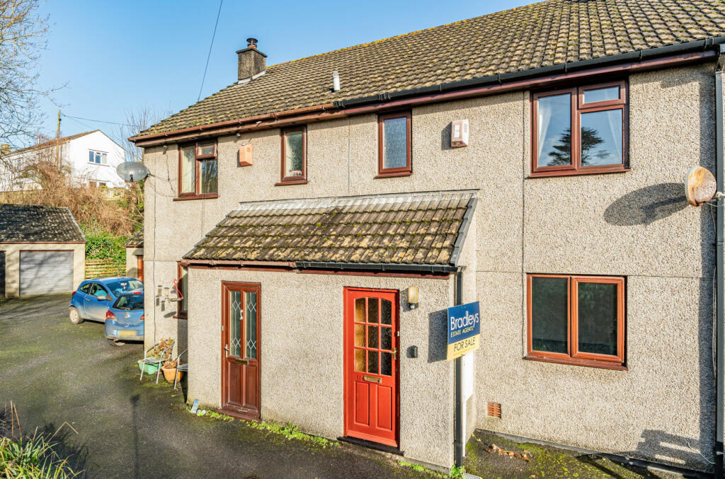 3 bedroom terraced house for sale in The Mead Houses, Ridgeovean