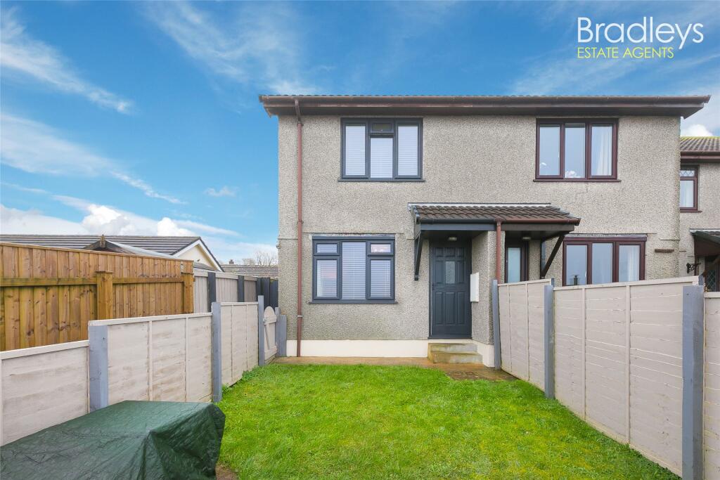 2 bedroom end of terrace house for sale in Trevelyan Close, Goldsithney