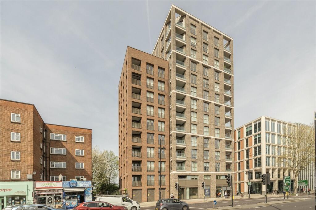 1 bedroom apartment for sale in Brixton Hill, London, SW2