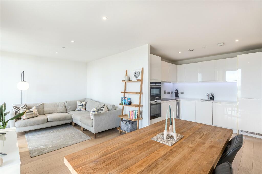 1 bedroom apartment for sale in Robsart Street, London, SW9