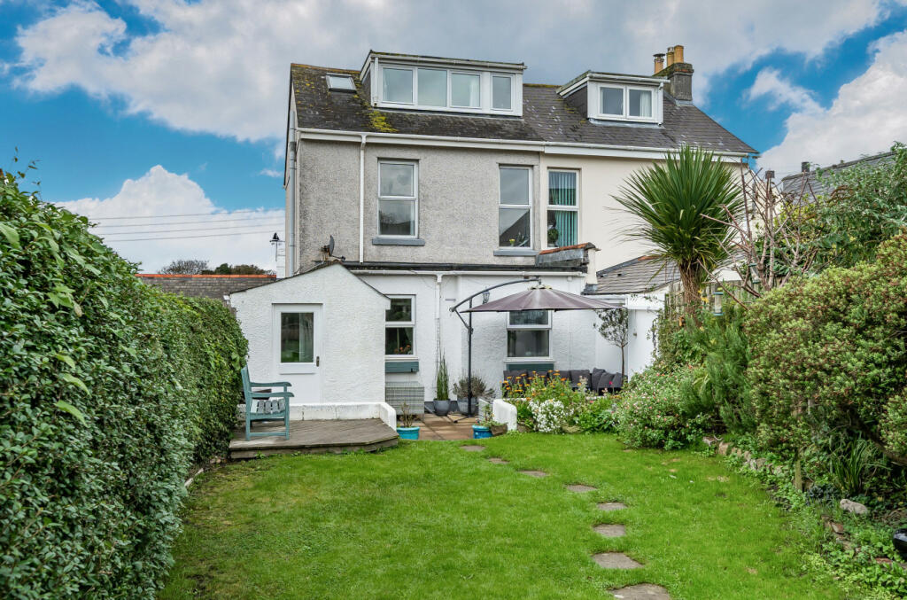 4 bedroom semidetached house for sale in Caroline Row, Hayle, Cornwall, TR27