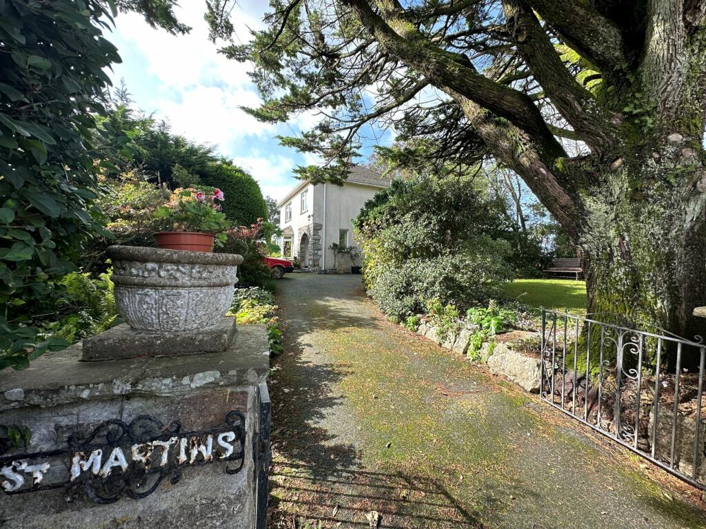 3 bedroom detached house for sale in Bunkers Hill, Townshend, Hayle, Cornwall, TR27