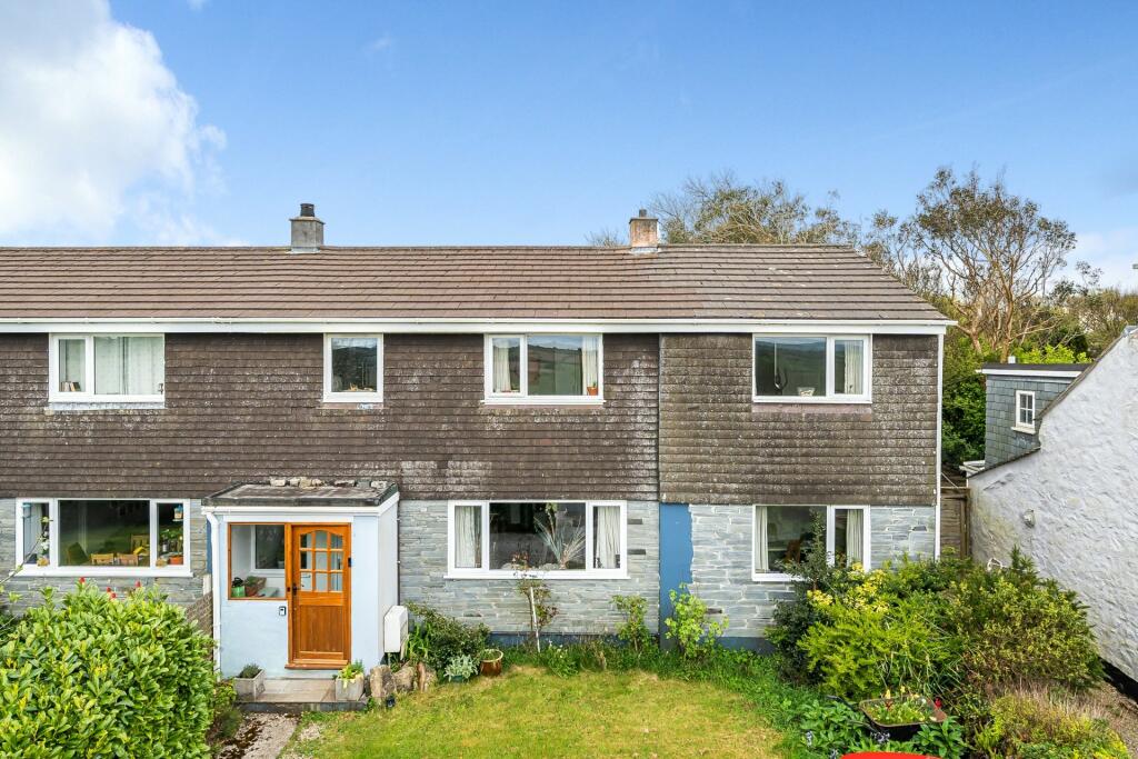 4 bedroom semidetached house for sale in Lemin Parc, Gwinear, Hayle