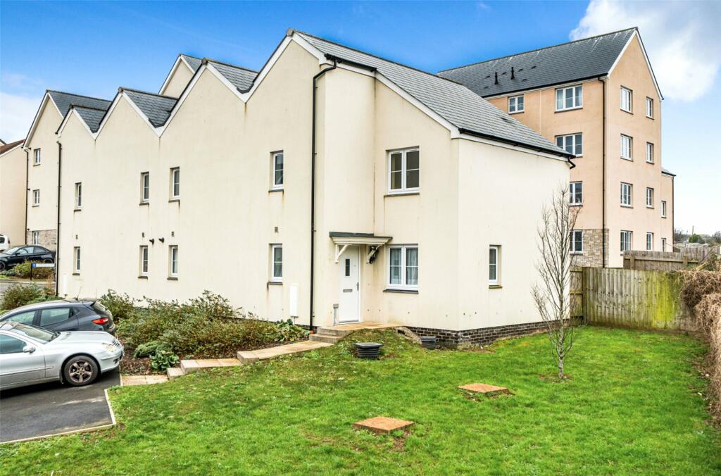2 bedroom semidetached house for sale in Long Croft Road, Hayle, Cornwall, TR27