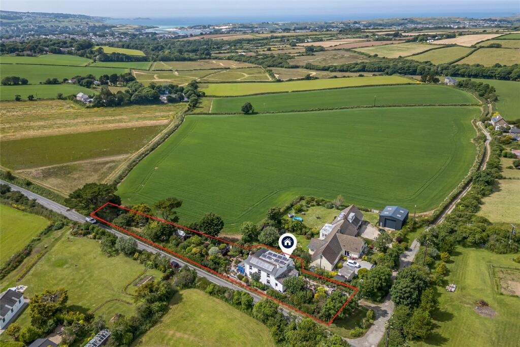 5 bedroom detached house for sale in Tolroy Road, St. Erth Praze, Hayle