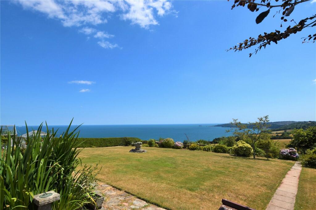 4 bedroom bungalow for sale in Whiteway Lane, Teignmouth Road