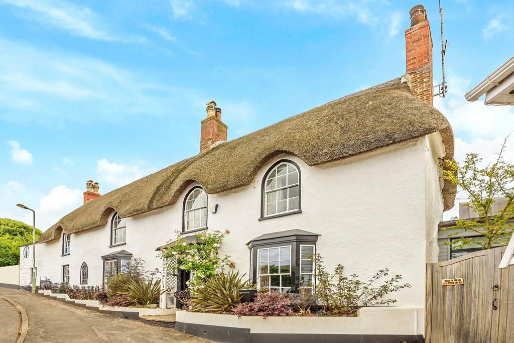 5 bedroom detached house for sale in Ringmore Road, Shaldon, Devon, TQ14