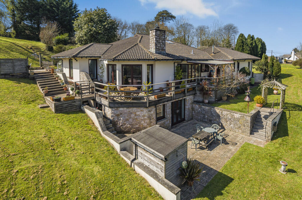 Main image of property: Stokeinteignhead, Newton Abbot, Devon