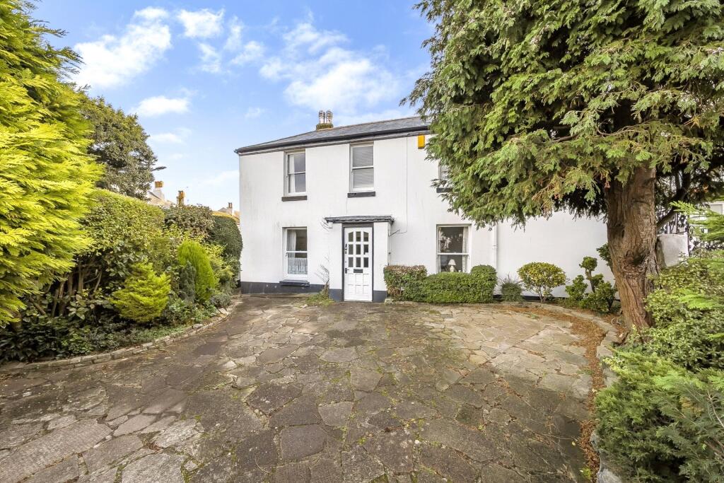 Main image of property: Fore Street, Shaldon, Devon