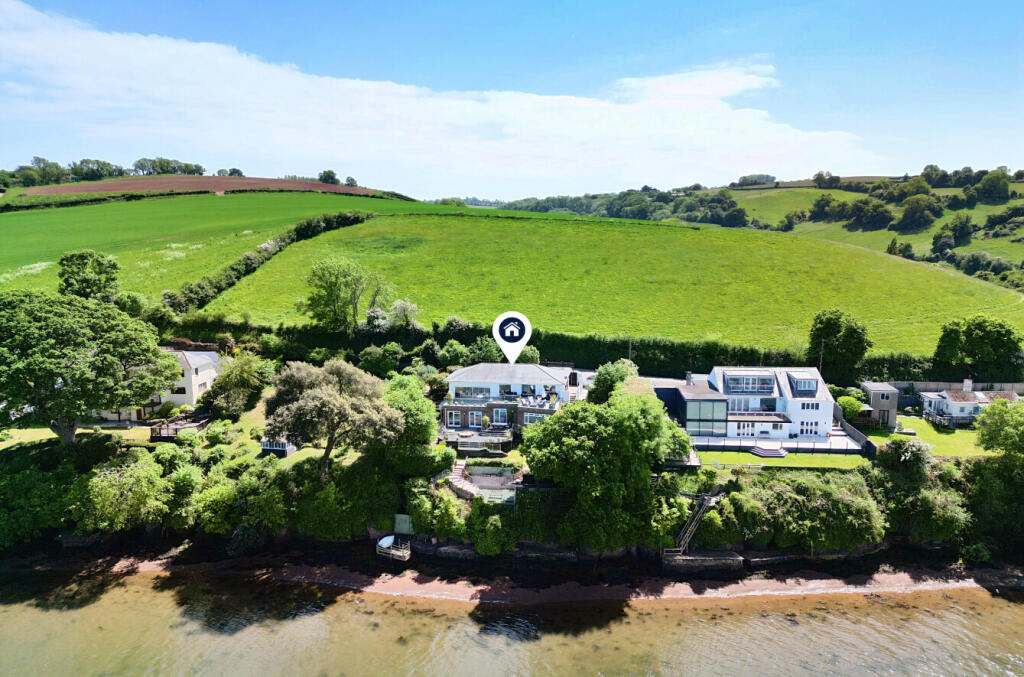 Main image of property: Teignharvey, Newton Abbot, Devon