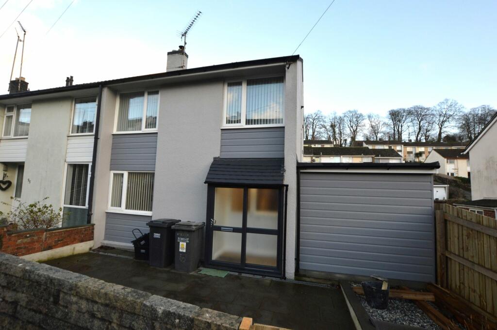 3 bedroom end of terrace house for sale in Queensway, Chelston, Torquay