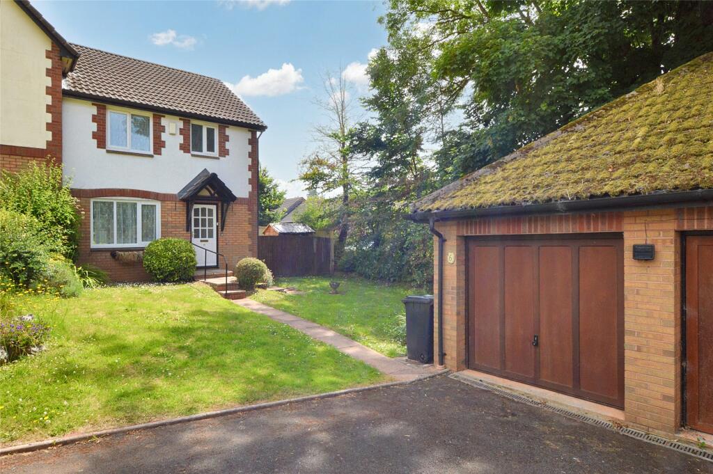 3 bedroom semidetached house for sale in Osprey Drive, The Willows